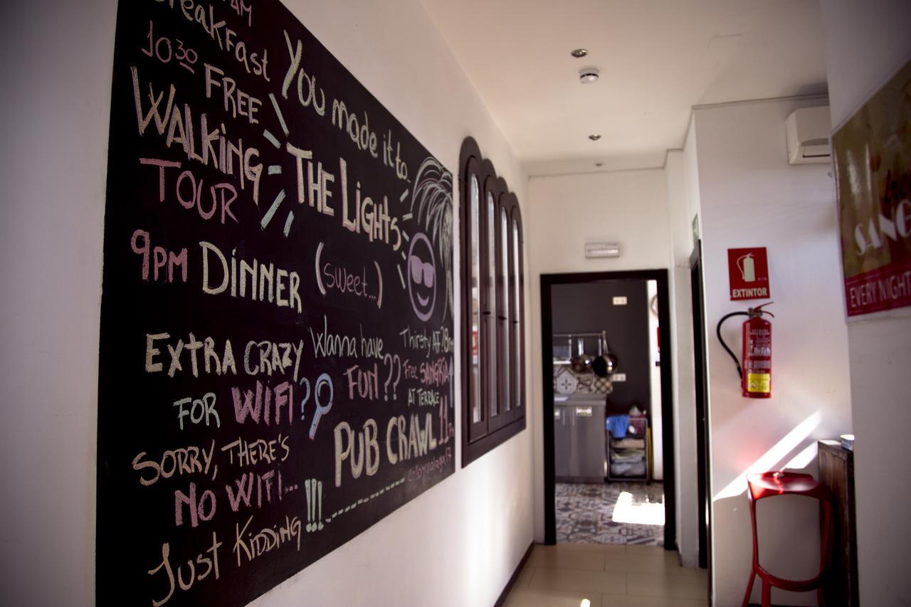 The Lights Hostel Malaga Ngoại thất bức ảnh